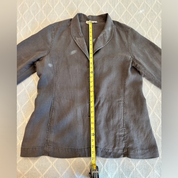 Eileen Fisher Women’s 100% Linen Grey gray button front jacket. Size large - Picture 7 of 11